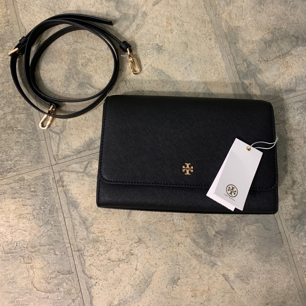 NWT!  Gorgeous Tory Burch Emerson crossbody bag - black with gold accents!